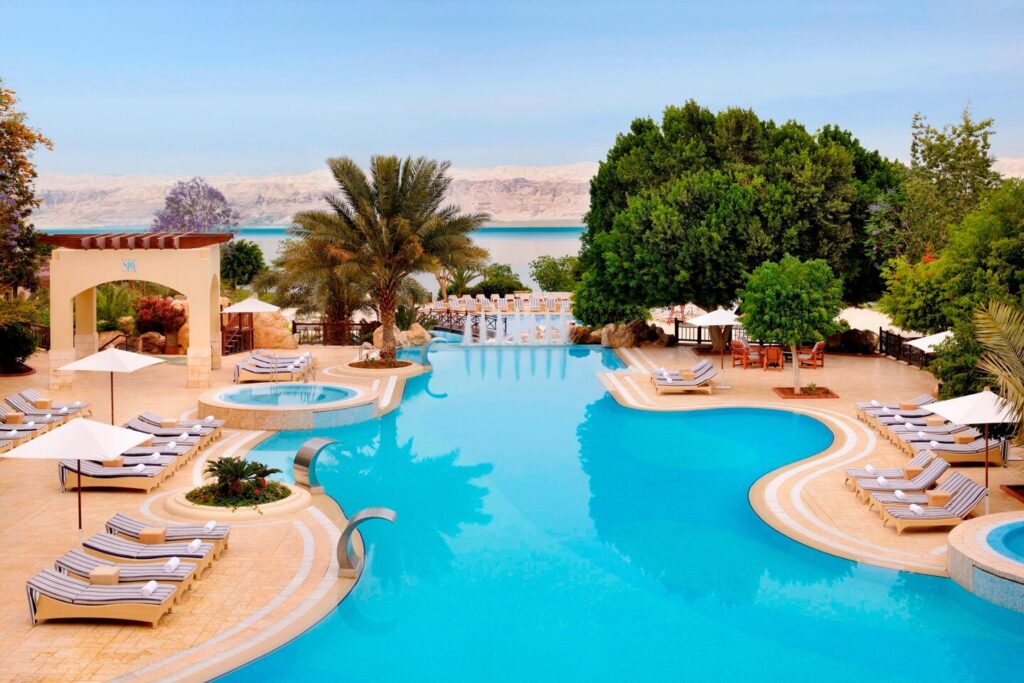 Marriott Dead Sea Resort – Jordan – Pool – www-marriott-com – qmdjv-pool-0212-hor-clsc