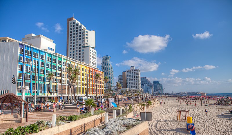 Tele Aviv Promenade – Beach – Israel – Wikipedia by IsraelTourism – OpenStreetMap – 800px-Tel_Aviv_Promenade_panoramics