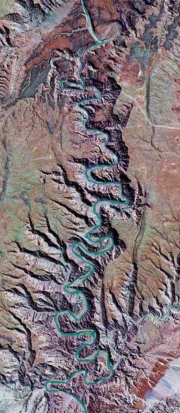 Fish River Canyon – Namibia – by NASA – Public Domain – 262px-Fishriver-sat-1