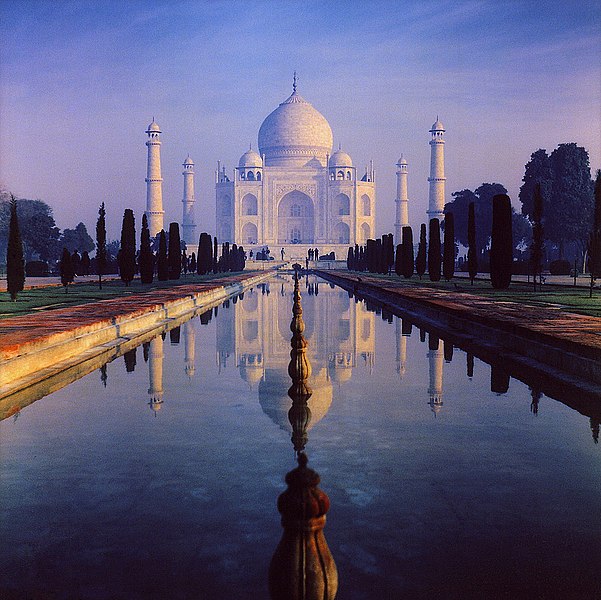 India – Taj Mahal – Wikipedia by amaldla from san francisco – 601px-TajMahalbyAmalMongia